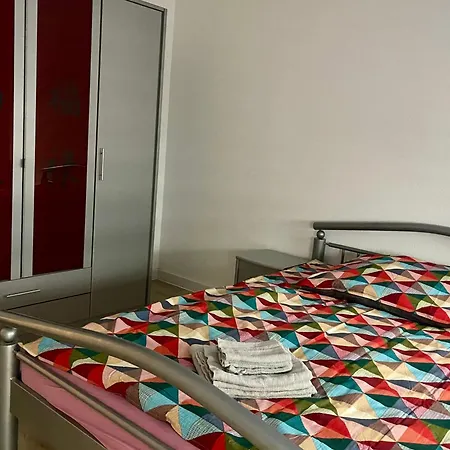Neu Goldstadt Wunderschoenes 2 Zimmer Apartament Schloessle Zentrum Pforzheim Exterior photo
