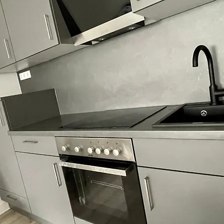 Neu Goldstadt Wunderschoenes 2 Zimmer Apartament Schloessle Zentrum Pforzheim Exterior photo