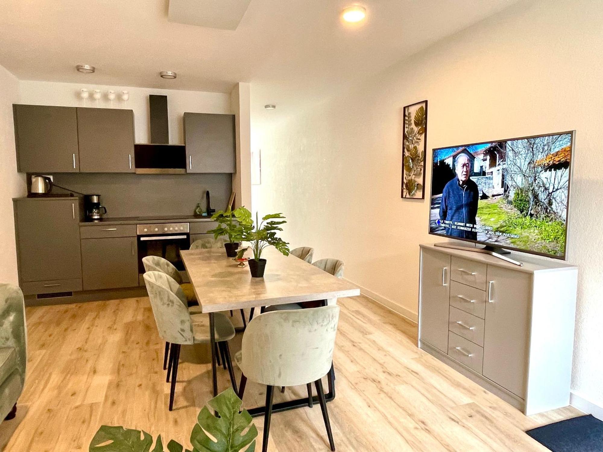 Neu Goldstadt Wunderschoenes 2 Schloessle Zentrum Apartment *
